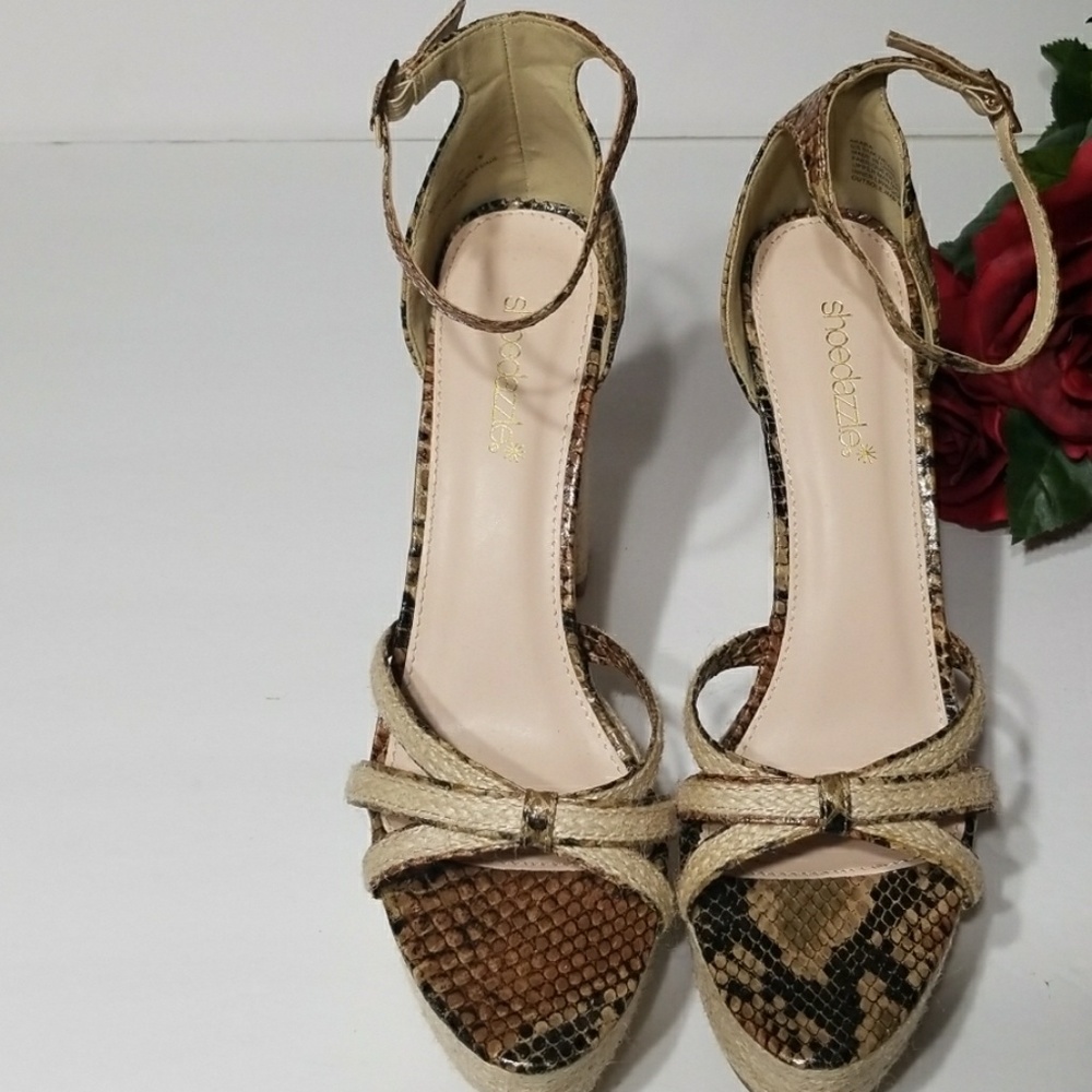 Shoe Dazzle  open toe shoes